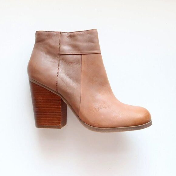 Reaction Kenneth Cole Tan Leather Round Toe Block Heel Ankle Boots / Booties 8 - Picture 7 of 16
